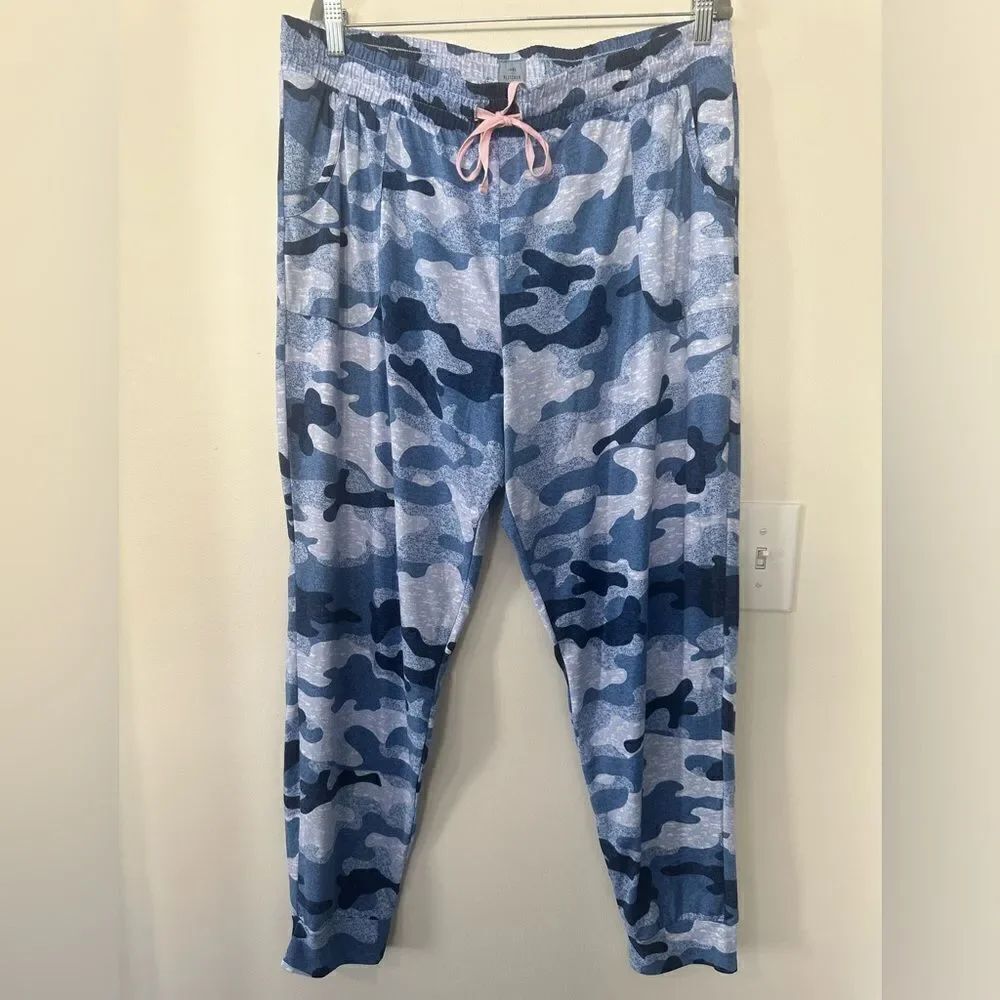 Jane & Bleecker CAMO Pajama Bottoms L